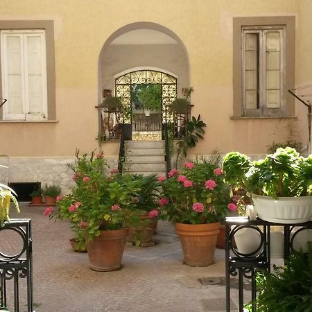 Вилла Casa Girasole Сан-Джорджо-а-Кремано Экстерьер фото