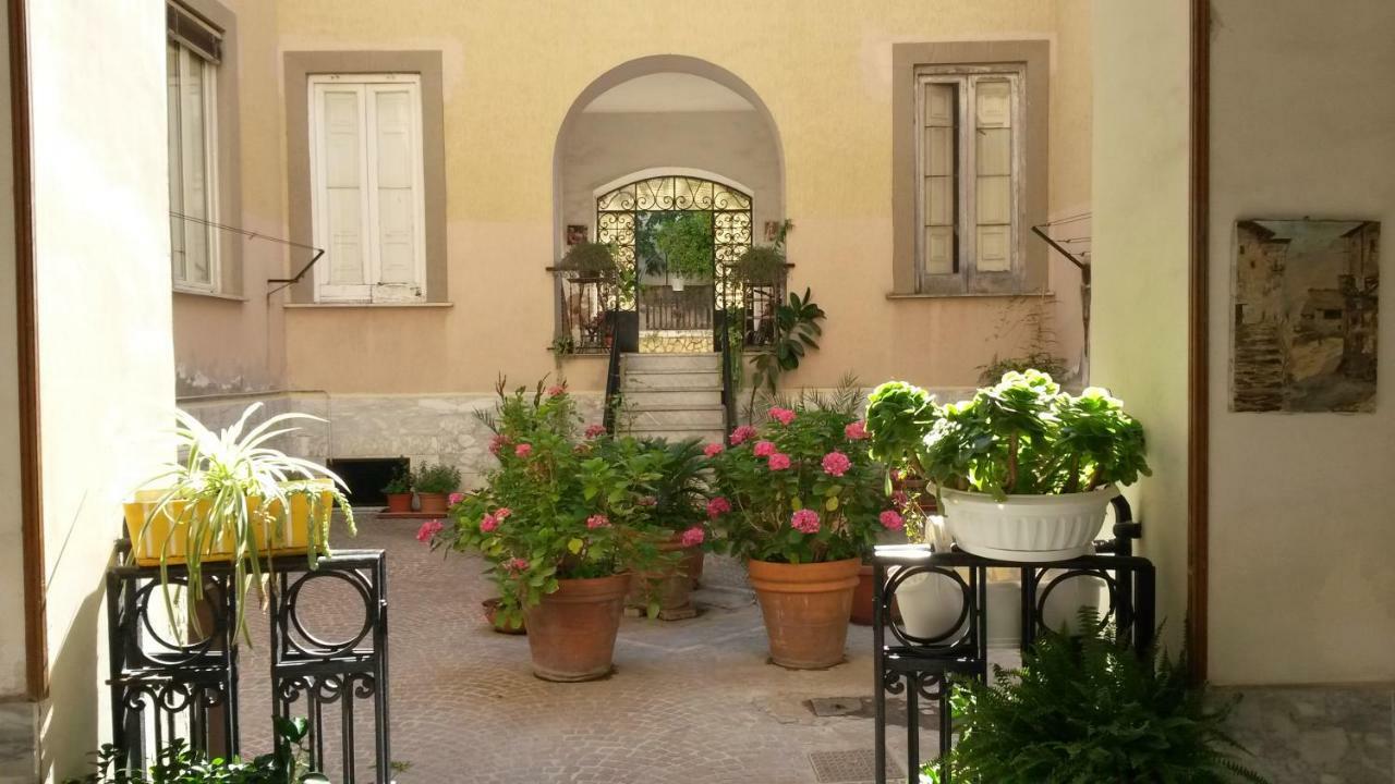 Вилла Casa Girasole Сан-Джорджо-а-Кремано Экстерьер фото
