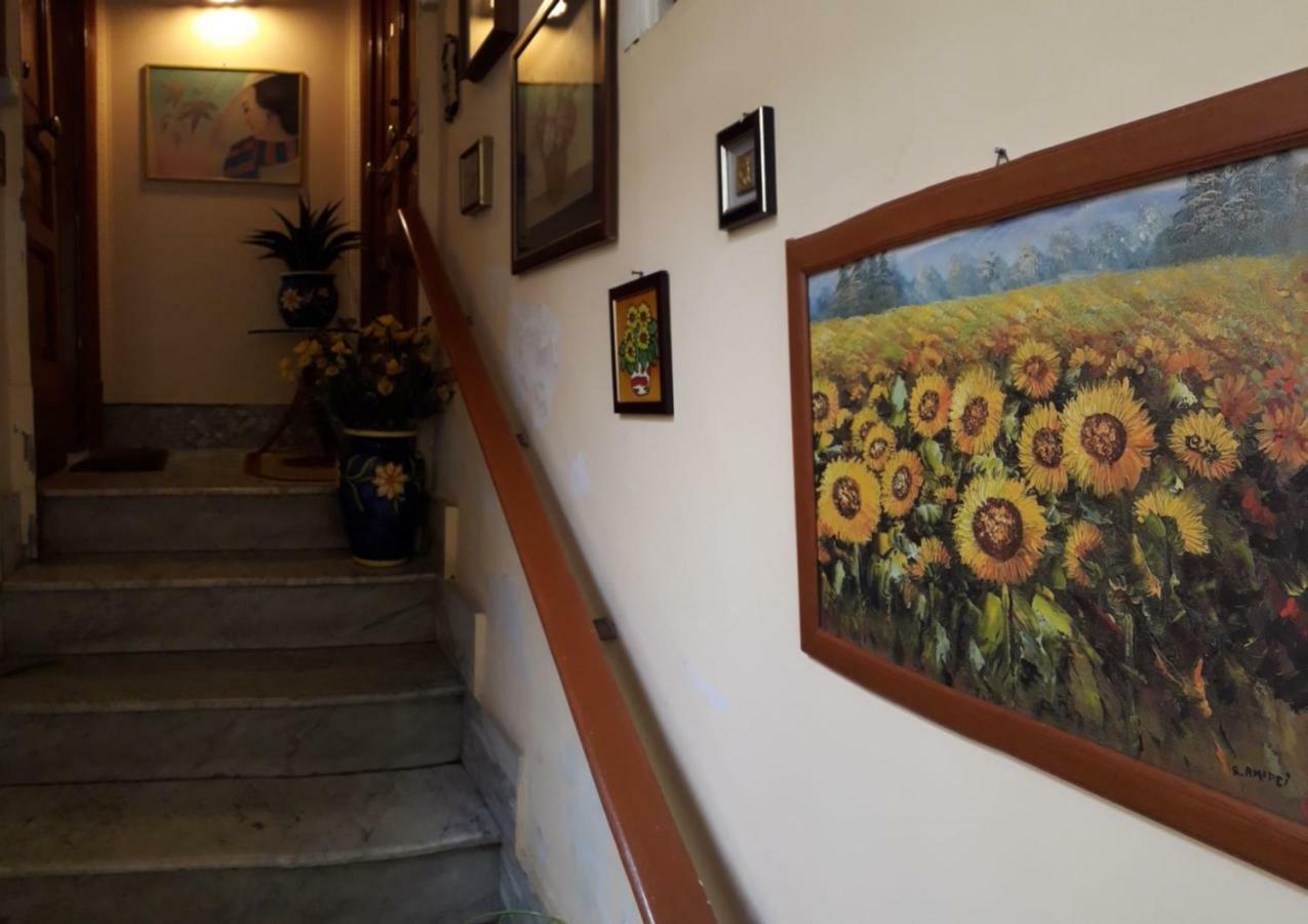 Вилла Casa Girasole Сан-Джорджо-а-Кремано Экстерьер фото